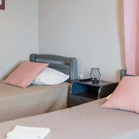 Apartament Elia *